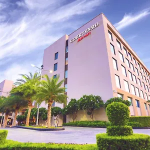 Courtyard By Marriott Agra India