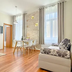 apartment-zora-natale.in-istria.net/